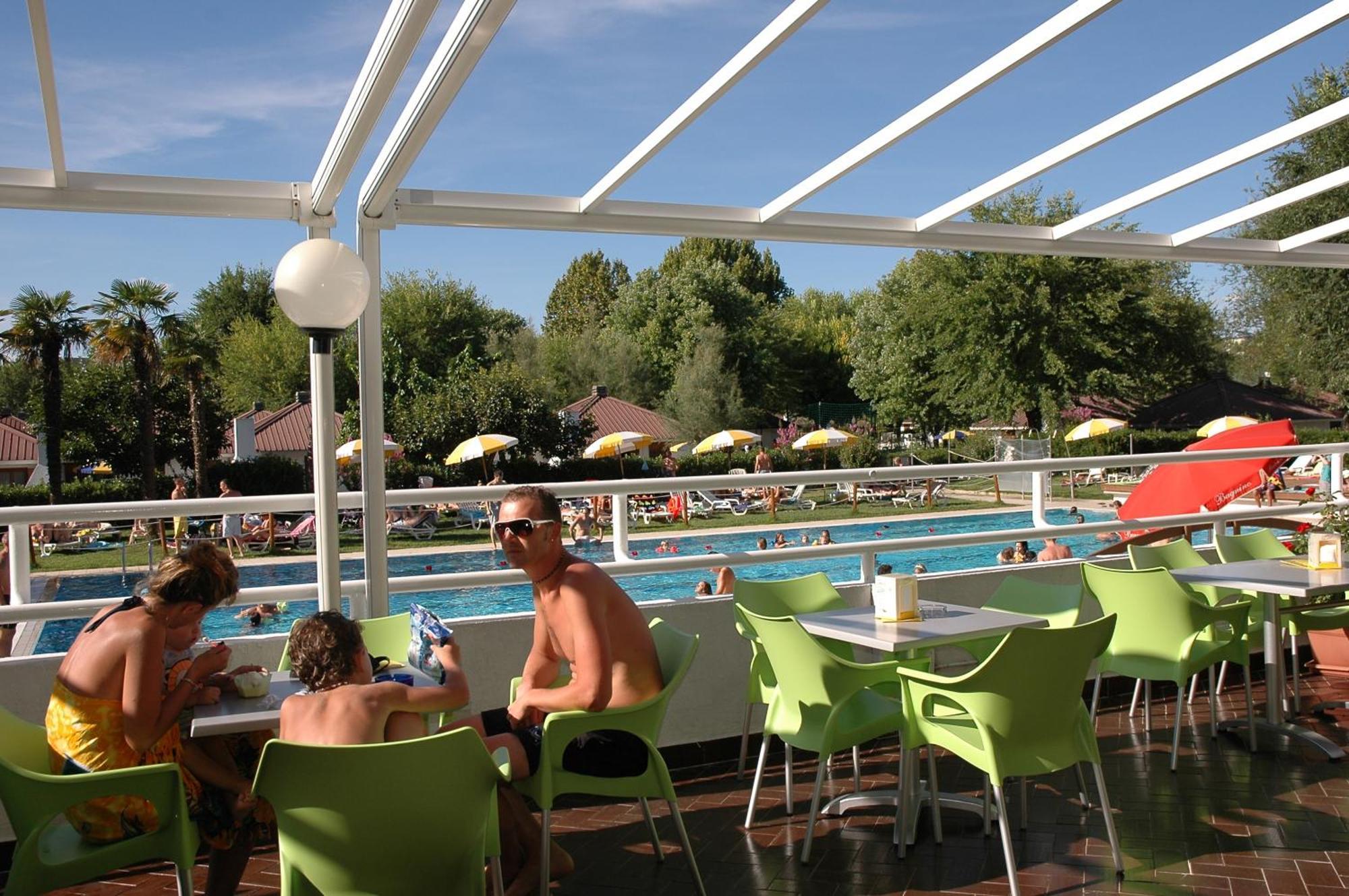 Villaggio Los Nidos Lignano Sabbiadoro Kültér fotó